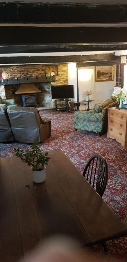 The Old Sun Private Cottage Frome Eksteriør bilde